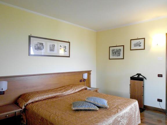 Hotel Villa Vecchia Monte Porzio Catone Exterior photo